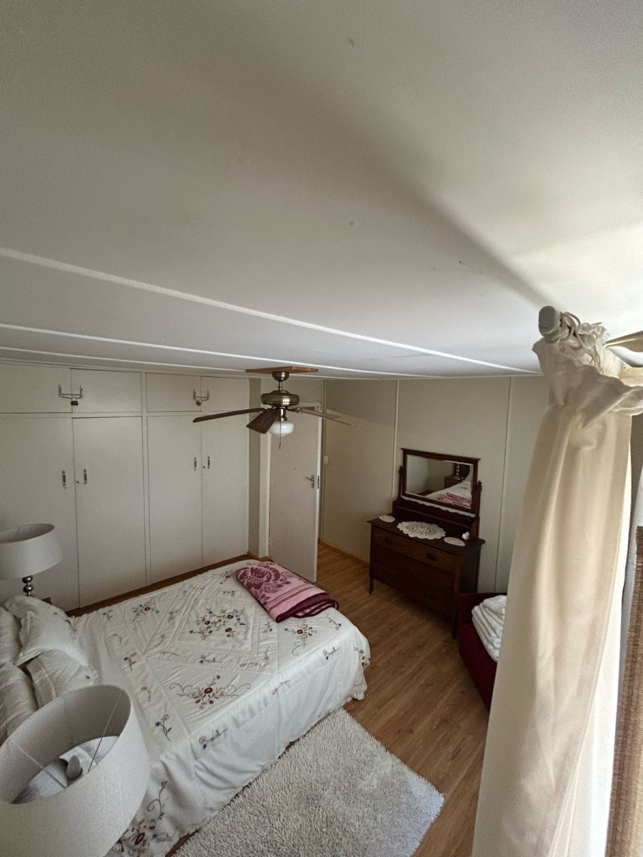 To Let 3 Bedroom Property for Rent in Hartenbos Central Western Cape